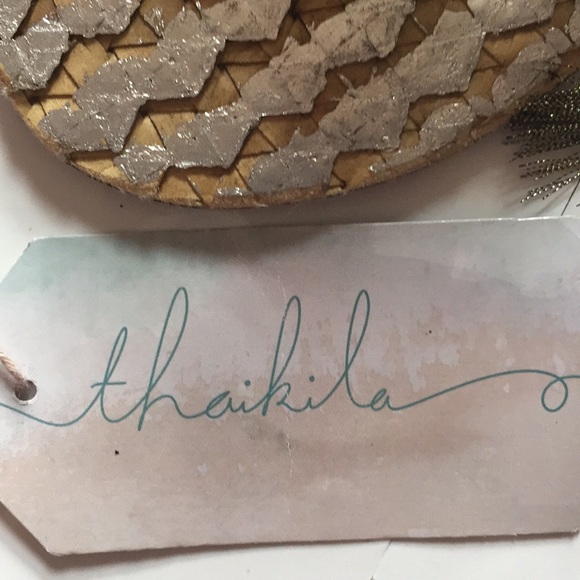 Gladiator style gold with silver sandals. Sz l - Picture 2 of 8